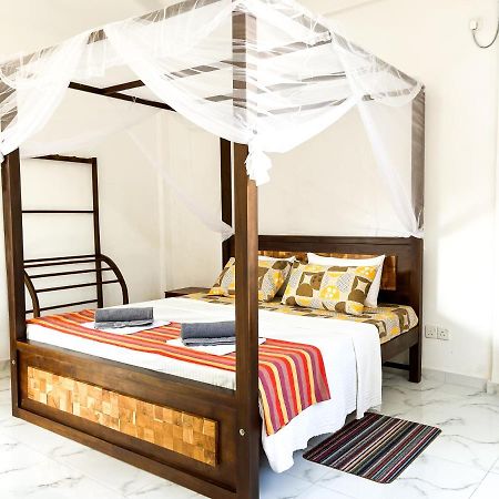 Memories Weligama Hostel Εξωτερικό φωτογραφία