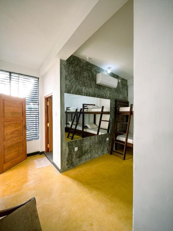 Memories Weligama Hostel Εξωτερικό φωτογραφία