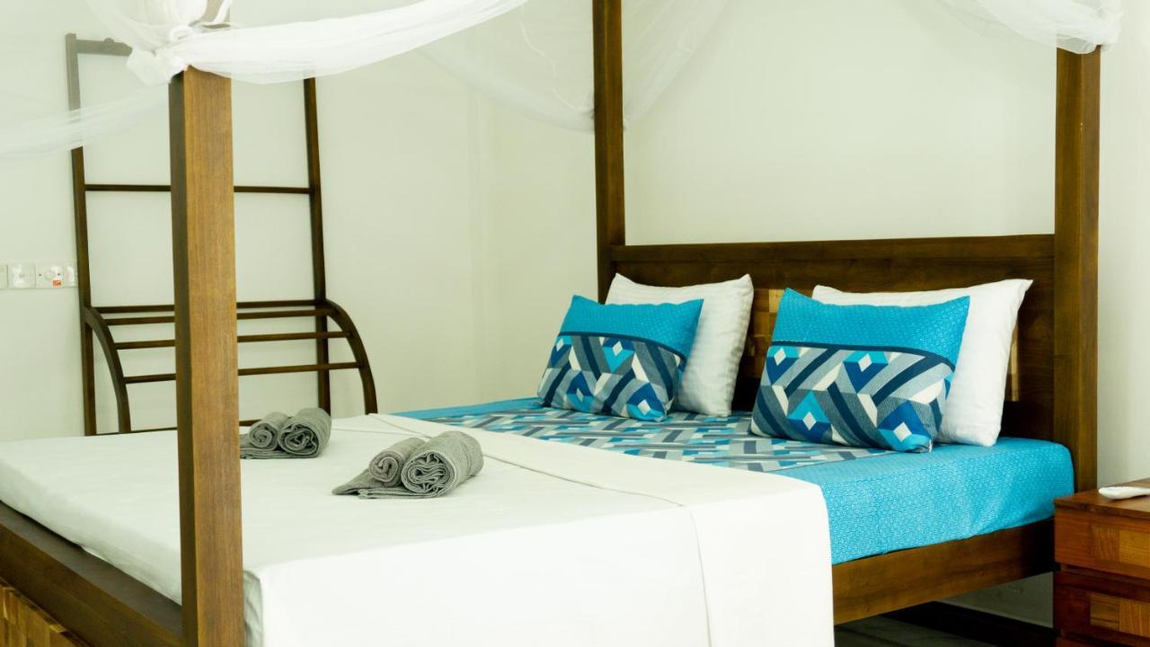 Memories Weligama Hostel Εξωτερικό φωτογραφία
