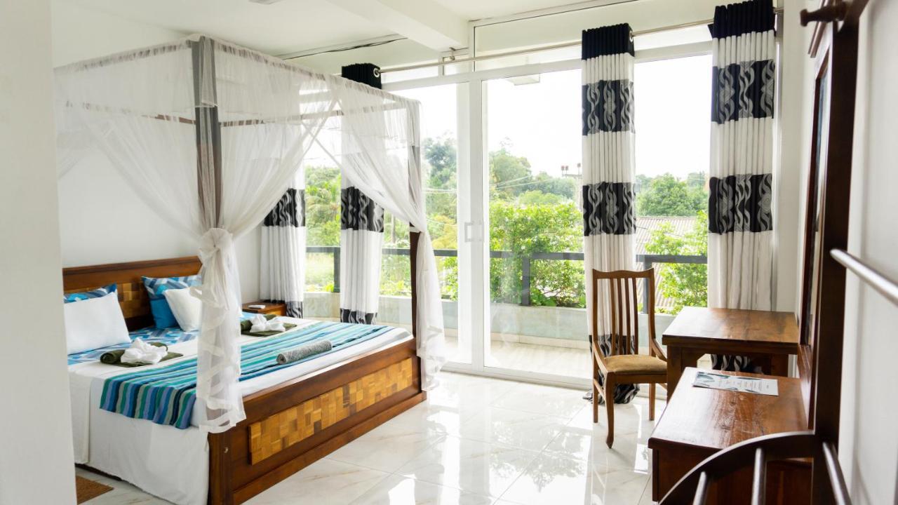 Memories Weligama Hostel Εξωτερικό φωτογραφία